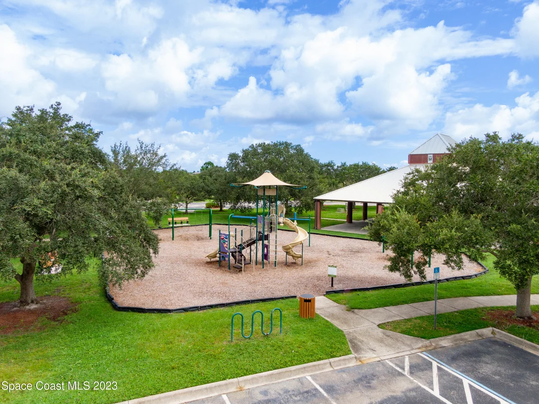 Photo of 1647 Auburn Lakes Drive