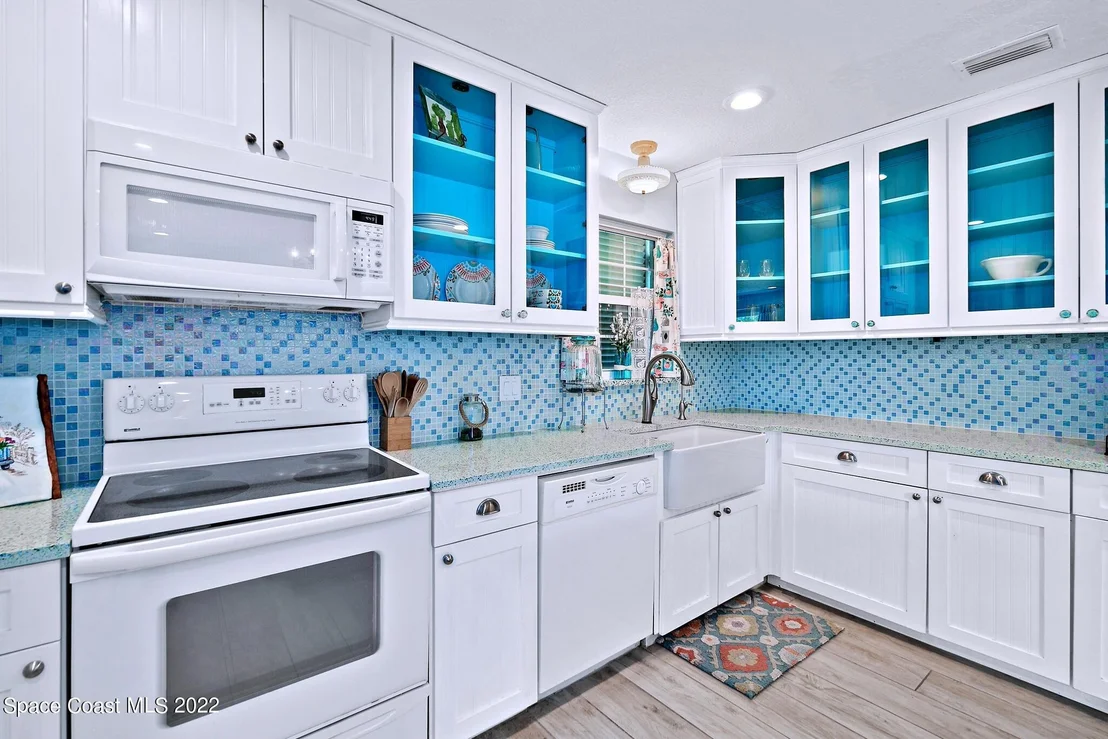 Photo of 130 Oakledge Drive