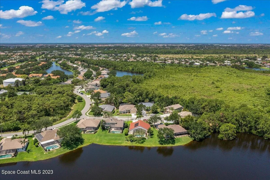 Photo of 708 Danesbrook Way