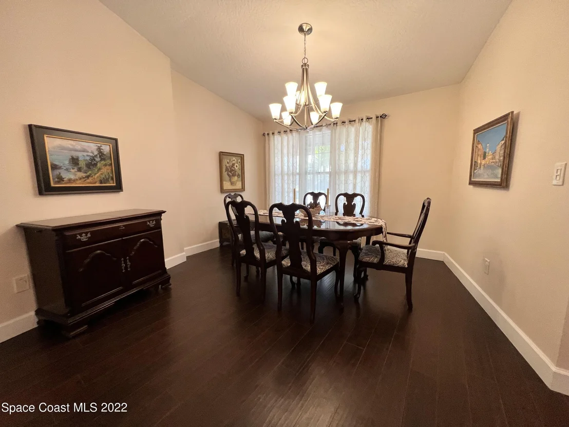 Photo of 2280 Hamlet Drive