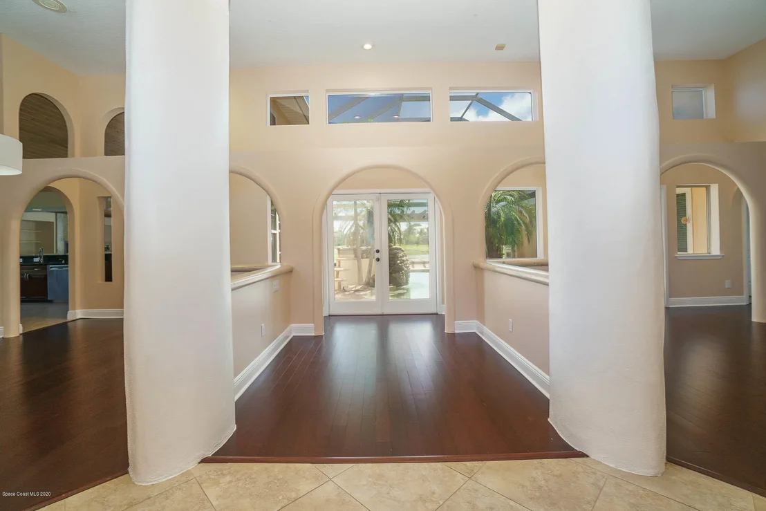 Photo of 845 Sanderling Drive