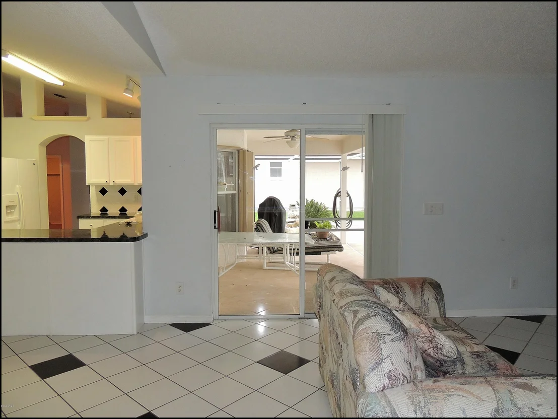 Photo of 970 Tamarind Circle