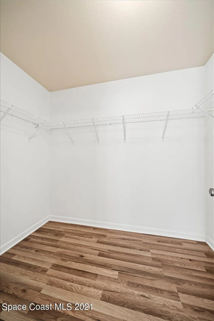Photo of 325 Dryden Circle