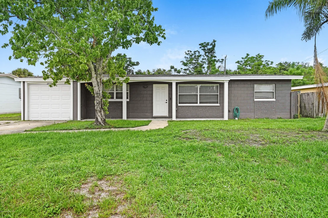 Photo of 2558 Lorna Drive
