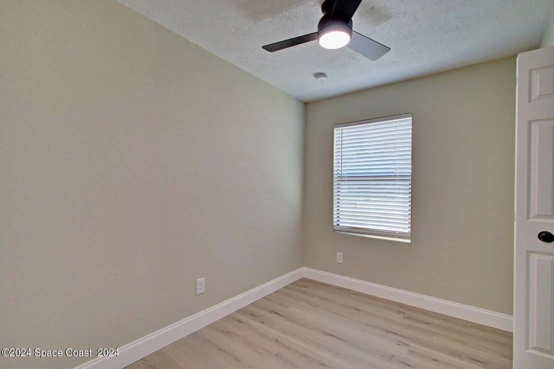 Photo of 1050 Barclay Drive