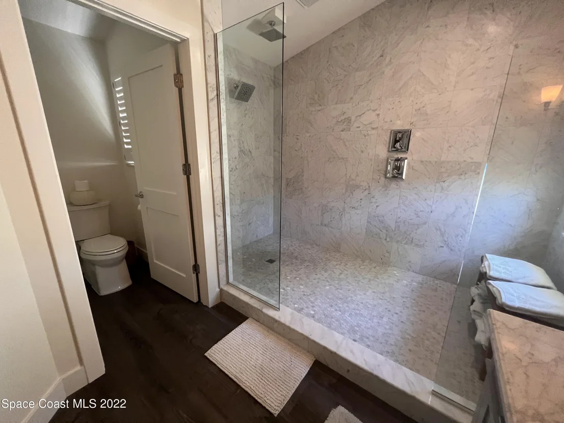 Photo of 460 Bay Point Drive