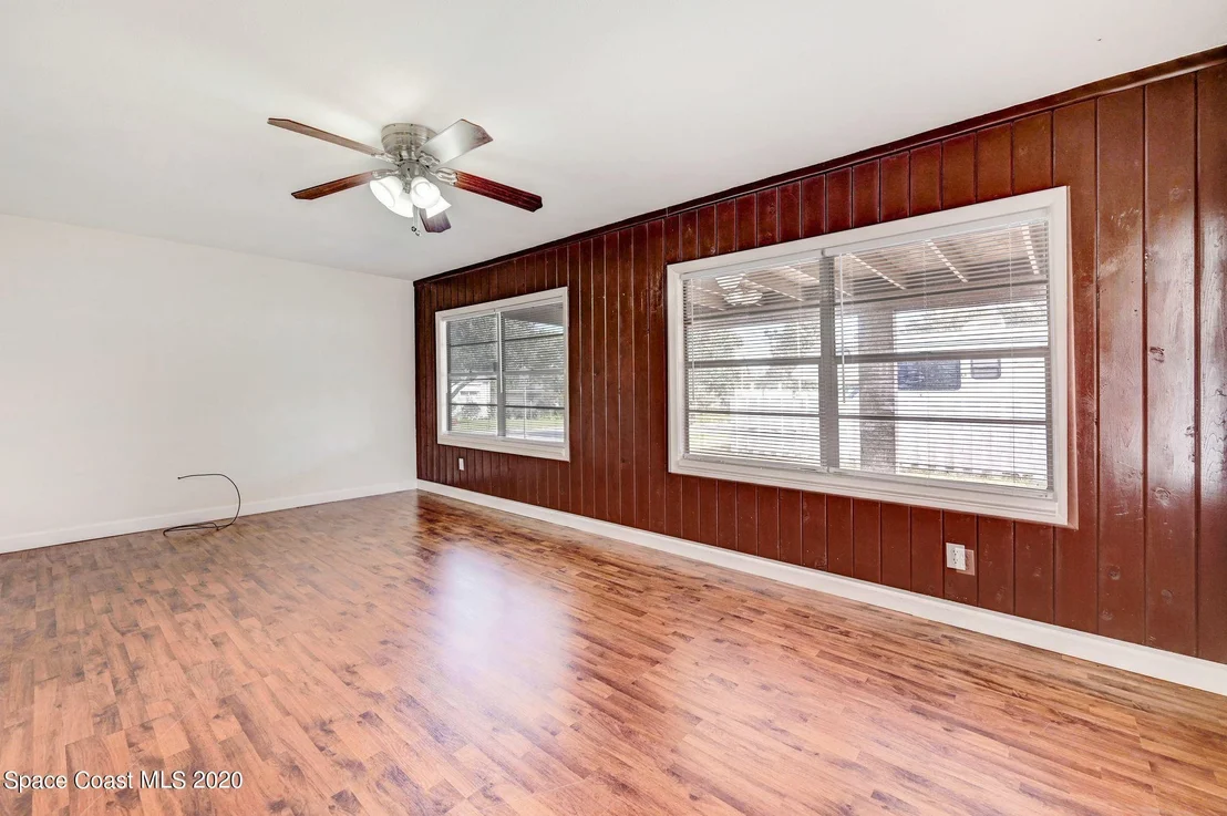 Photo of 1012 Seminole Drive