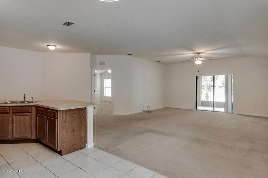 Photo of 534 Dryden Circle