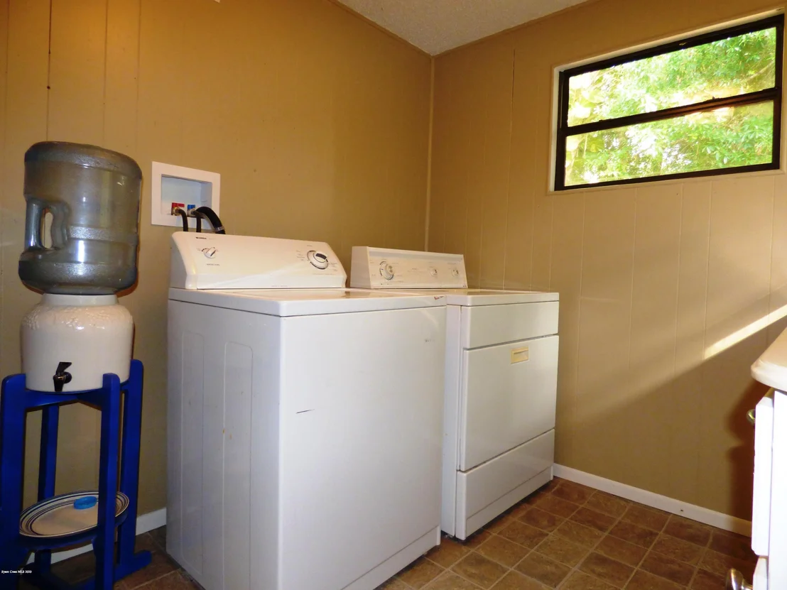 Photo of 6737 Sheridan Road