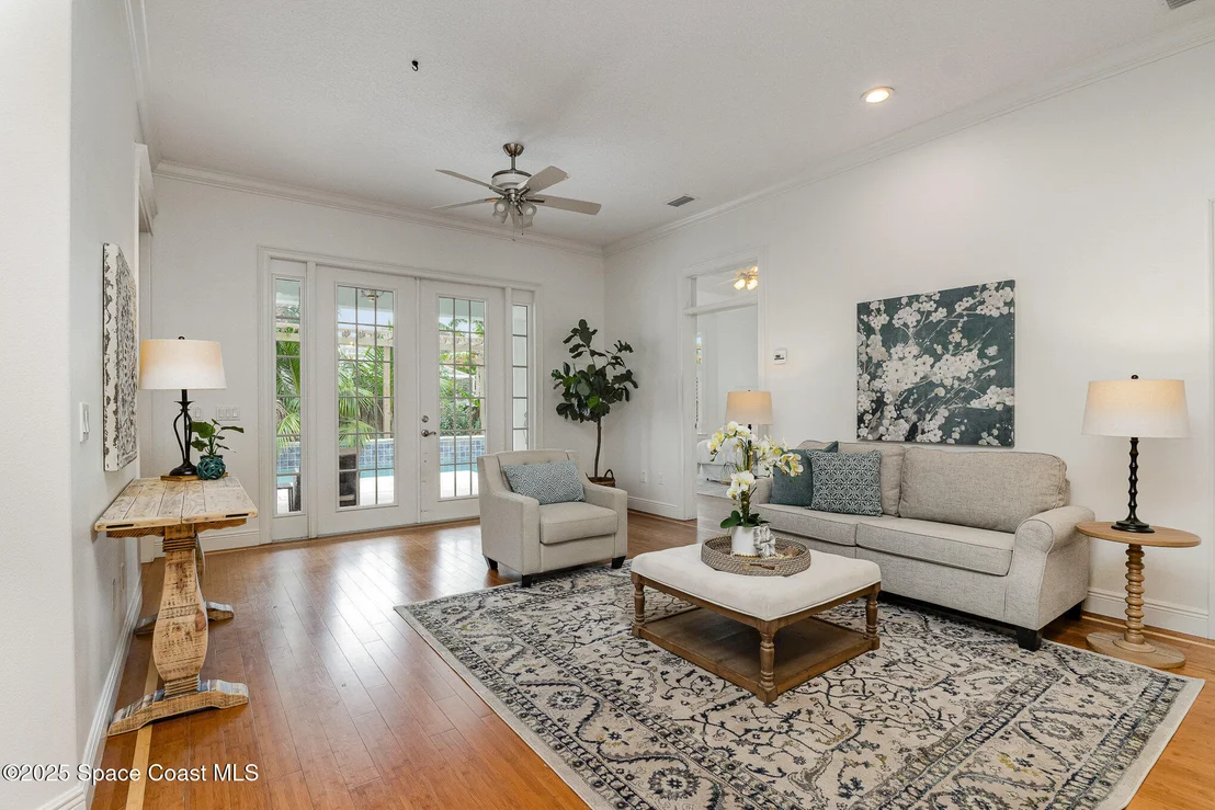 Photo of 315 Newport Drive