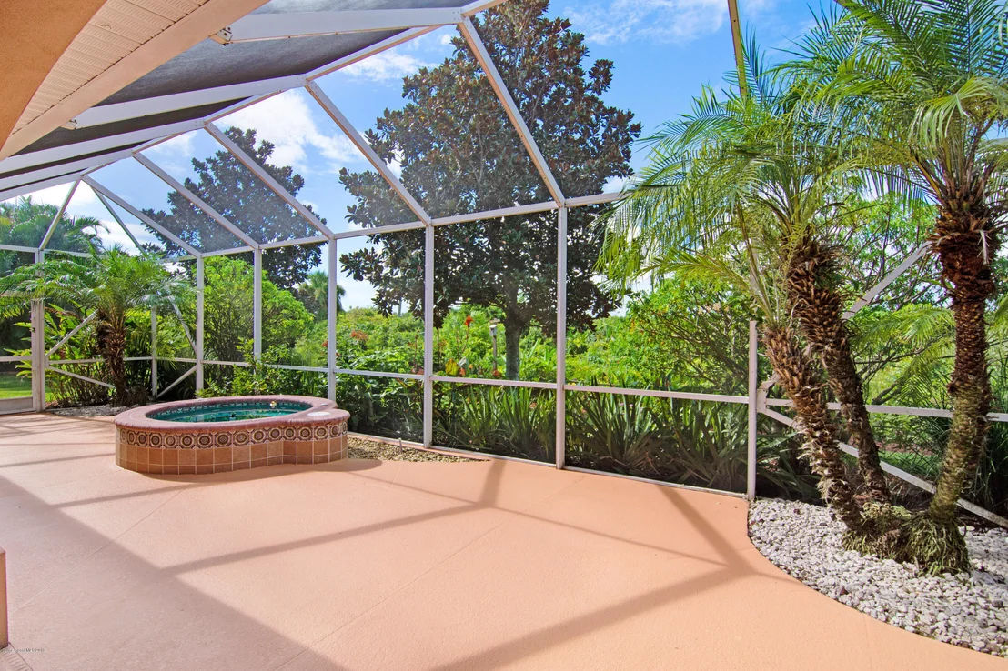 Photo of 1617 Auburn Lakes Drive
