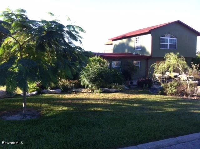 Photo of 1075 Tanglewood Lane