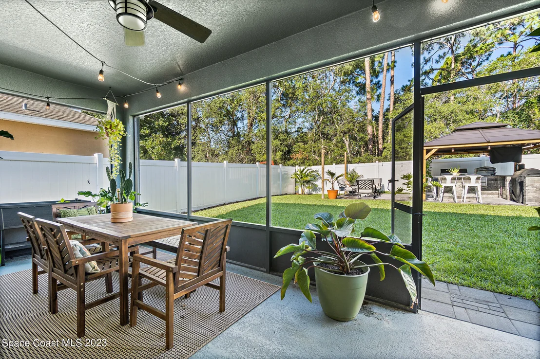 Photo of 362 Waterside Circle