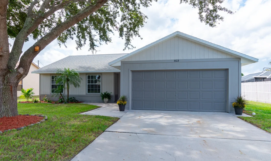 Photo of 823 Emerald Way