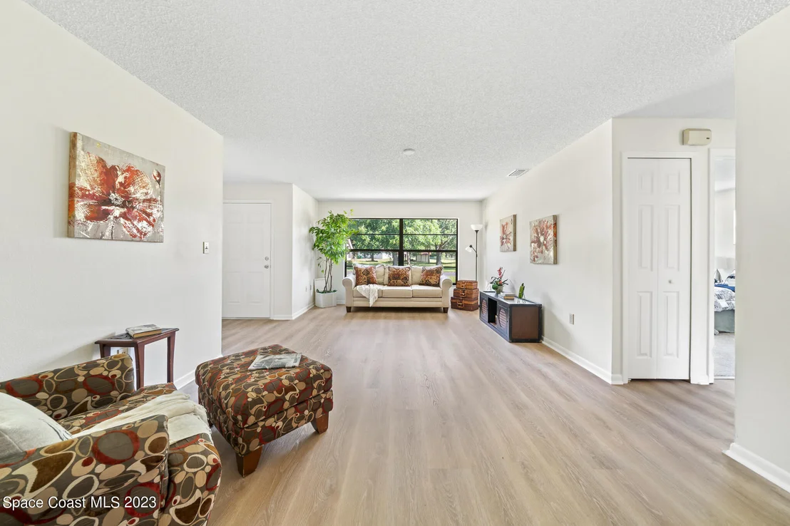 Photo of 5065 Bradbie Lane