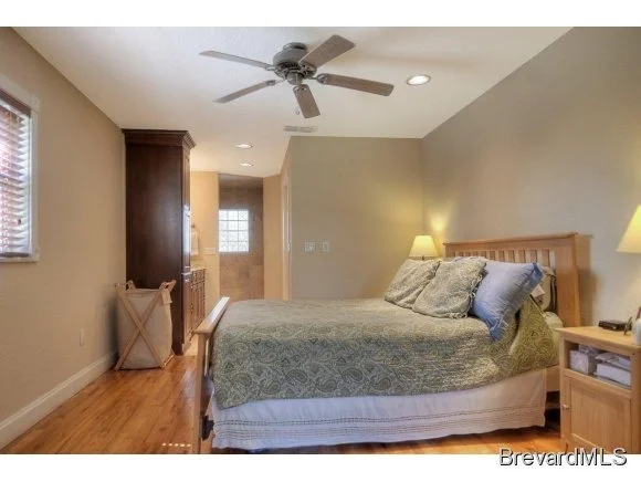 Photo of 839 NE Knecht