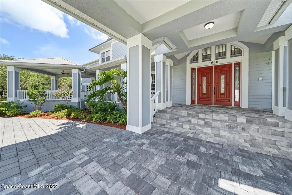 Photo of 5660 Willoughby Drive