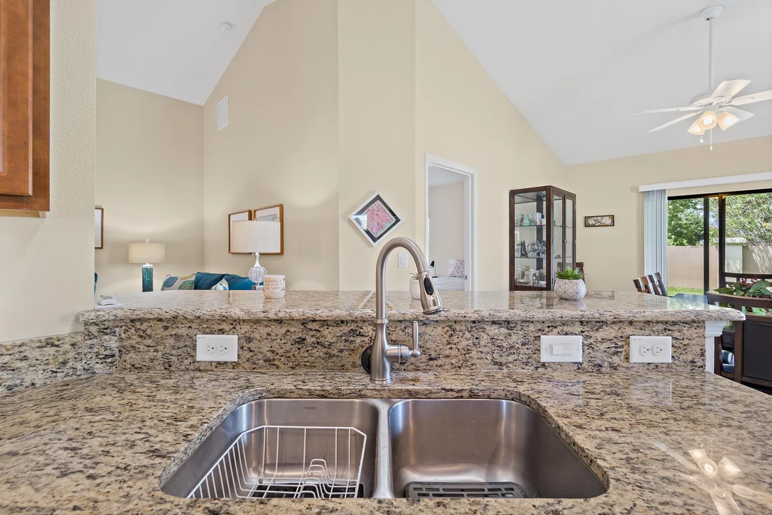 Photo of 1095 Sangria Circle
