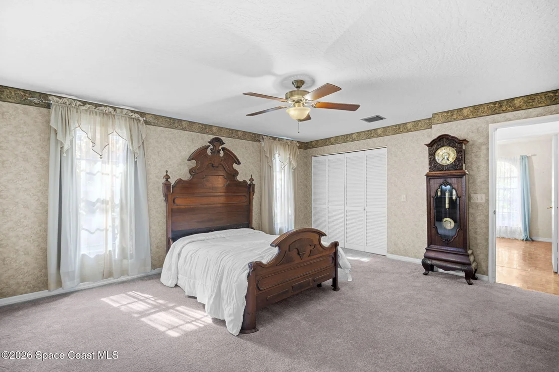 Photo of 620 W Pine Road