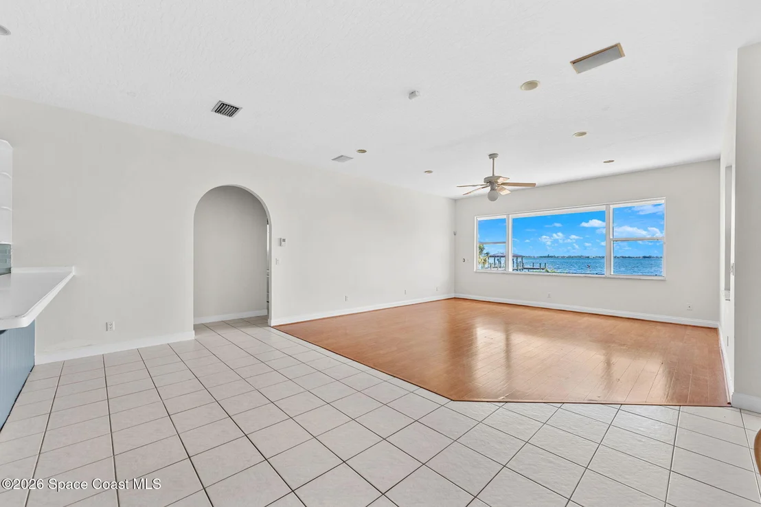 Photo of 2729 Pineapple Avenue