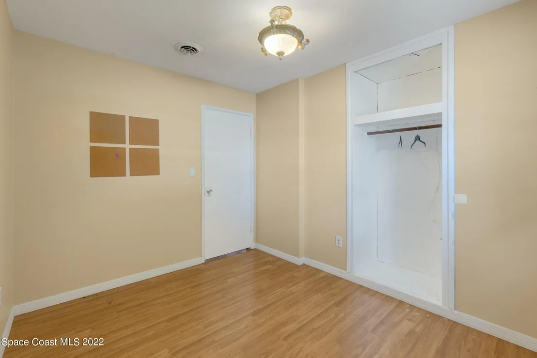 Photo of 4353 Sherwood Boulevard