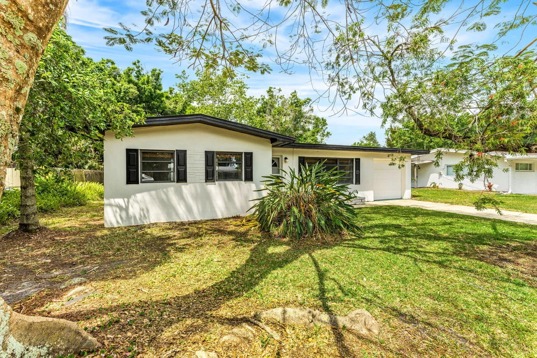 Photo of 367 Stephenson Drive