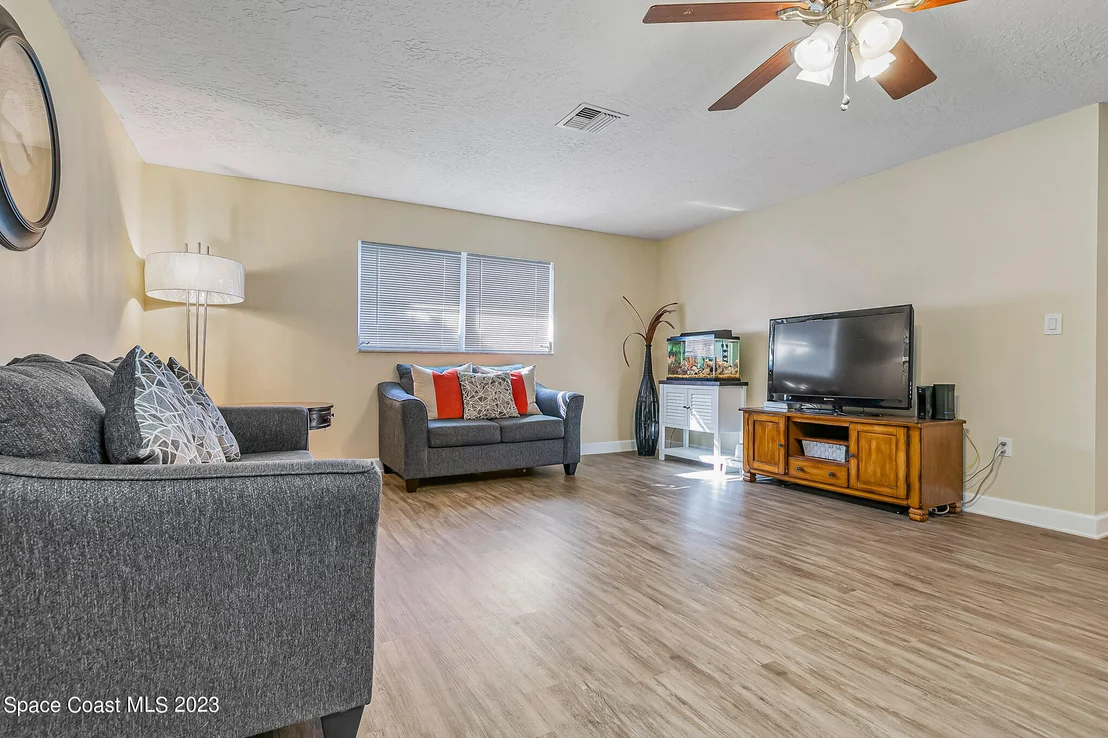 Photo of 1299 Troon Way