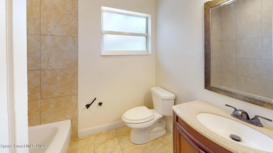 Photo of 1457 Albert Drive