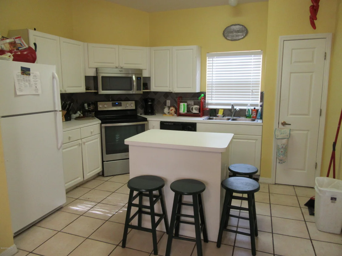 Photo of 1247 Goldenrod Circle NE