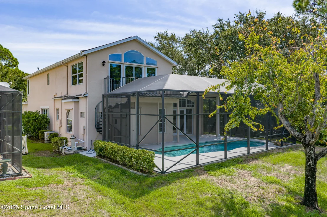 Photo of 853 Suntree Woods Drive