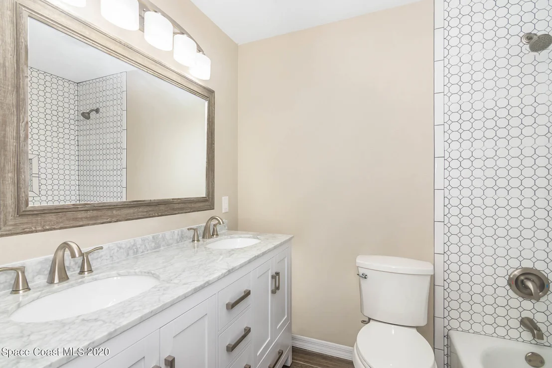 Photo of 4448 Alfred Street