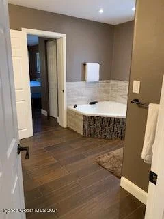 Photo of 1298 Hollywood Drive