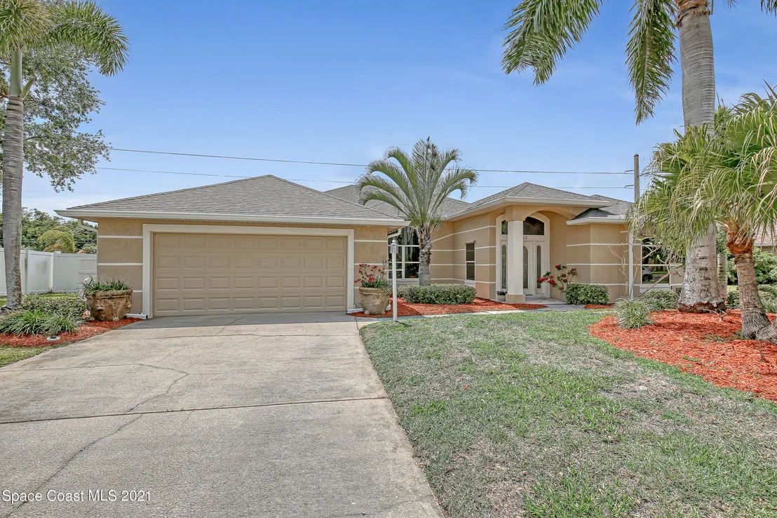 Photo of 703 Peregrine Drive