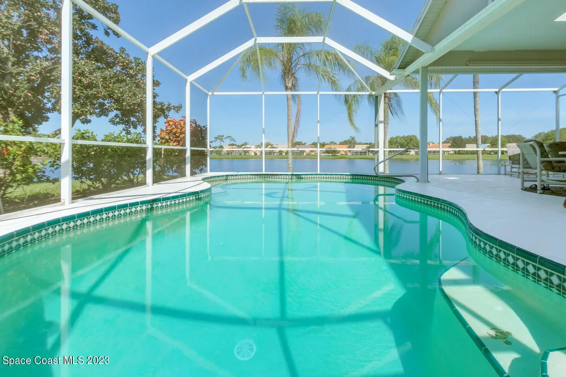 Photo of 986 Somerset Lane