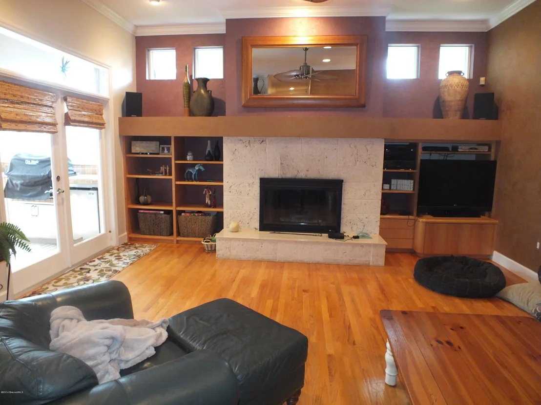 Photo of 470 Oriole Lane