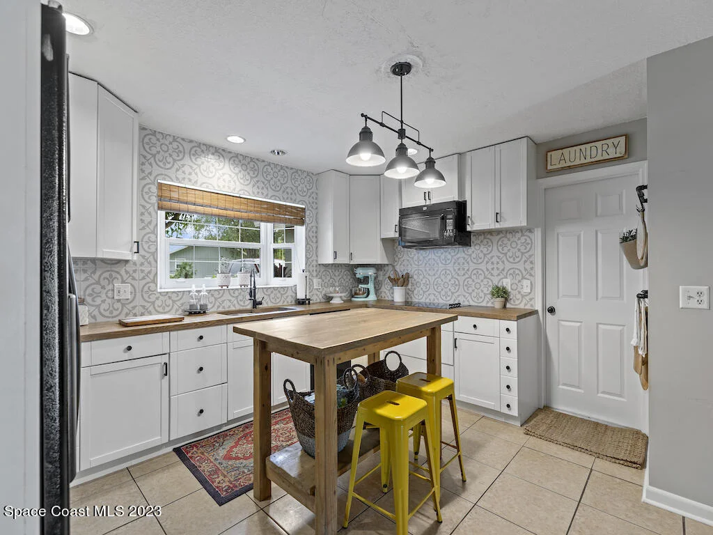 Photo of 121 Harris Drive