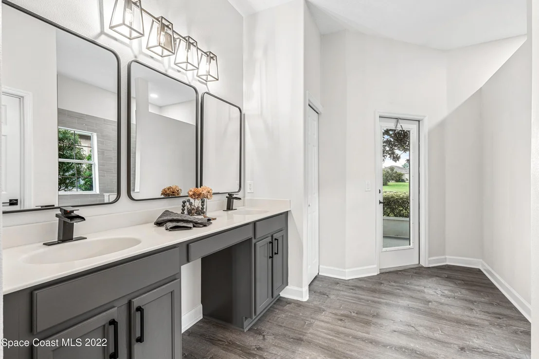 Photo of 5227 Indigo Crossing Drive