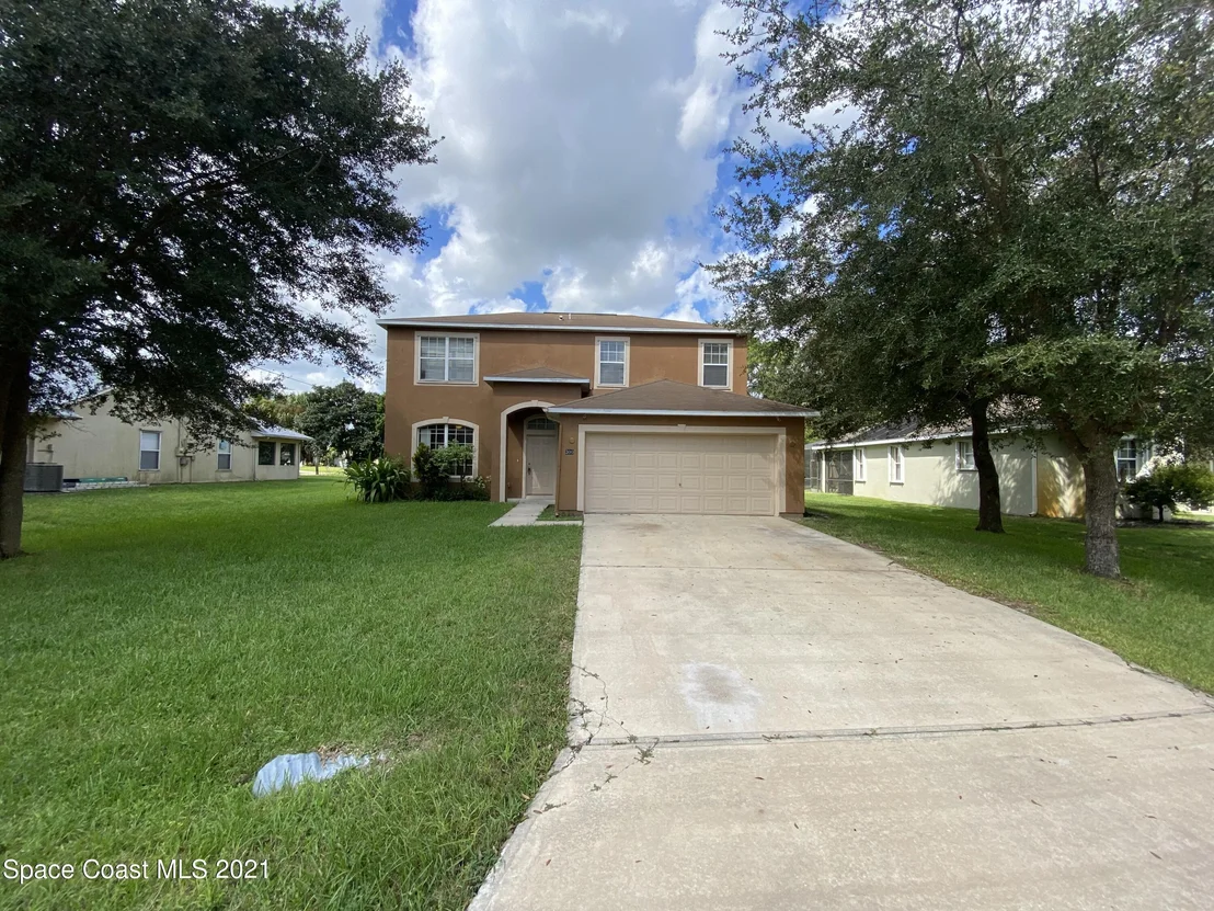 Photo of 300 Cavern Ave Avenue SE