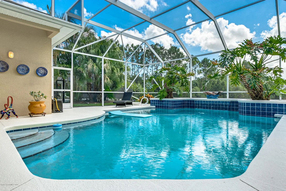 Photo of 1750 Whitman Drive