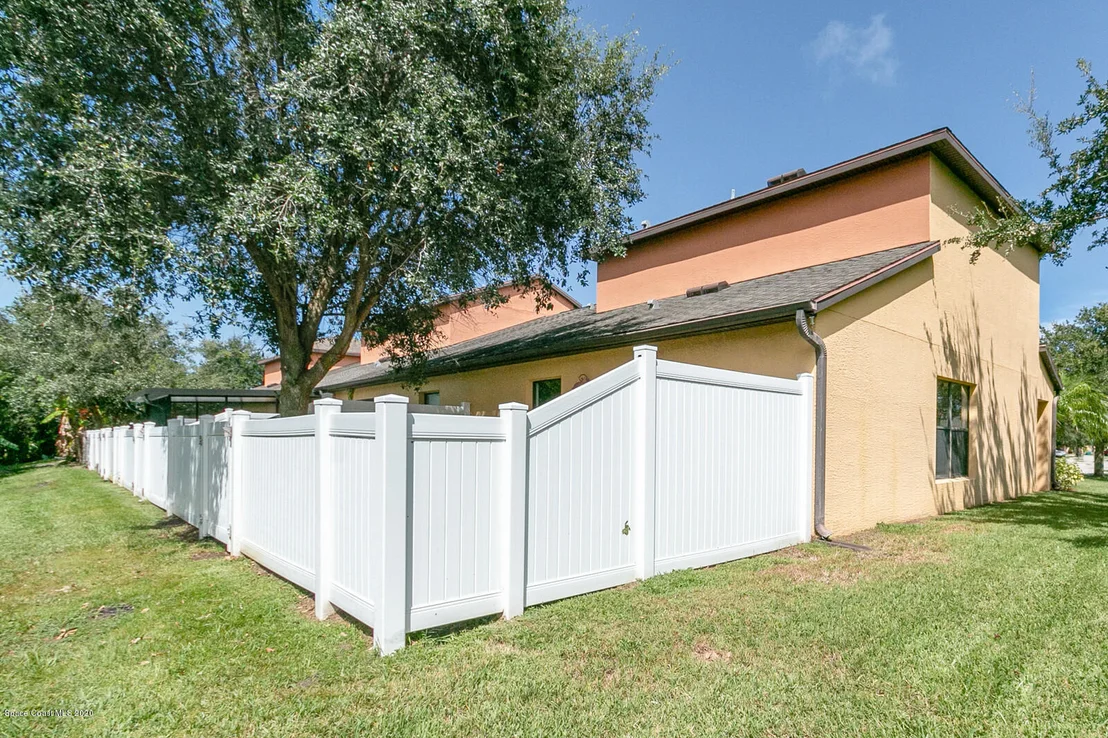 Photo of Unit 101 at 1100 Luminary Circle