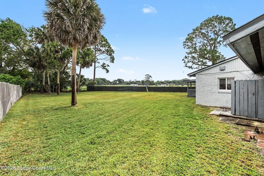 Photo of 909 Northbrook Drive
