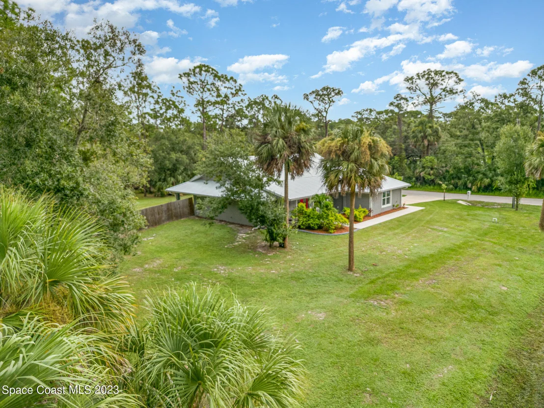 Photo of 3920 Burton Road