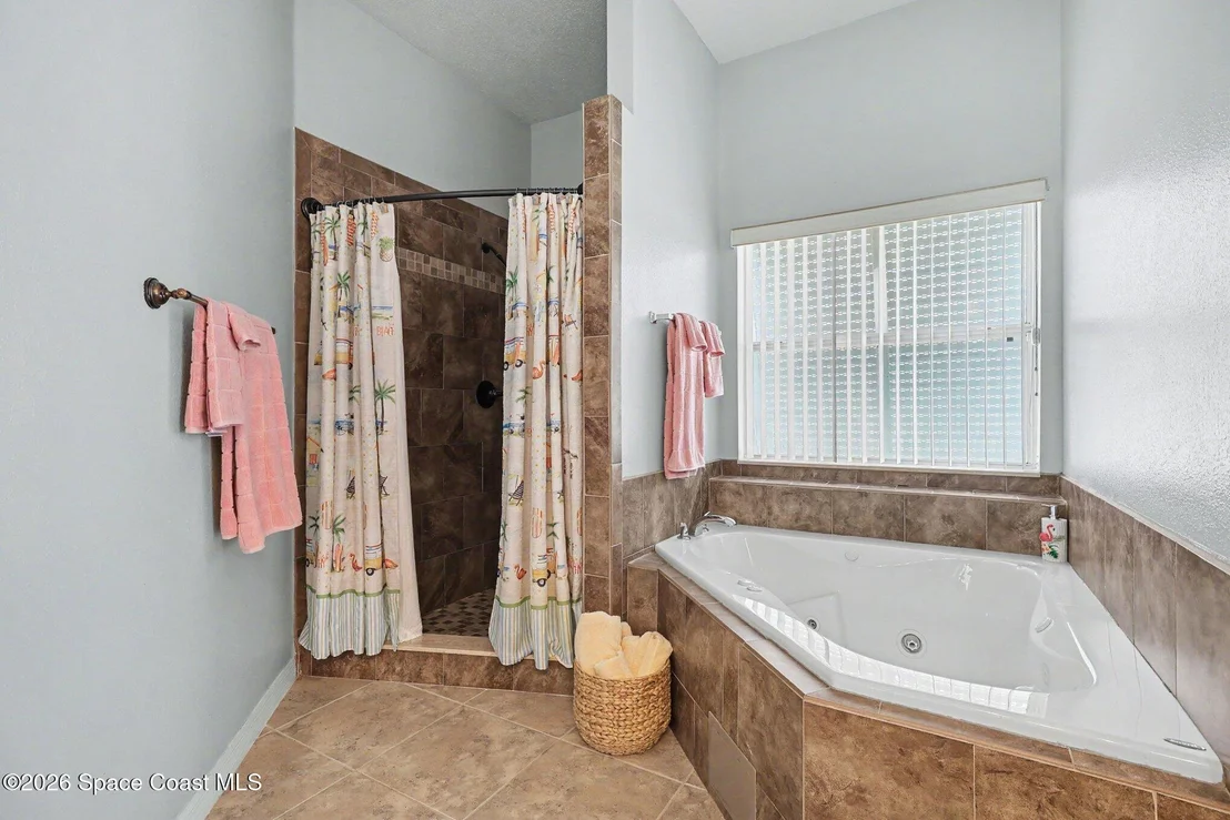 Photo of 6890 Caliph Avenue