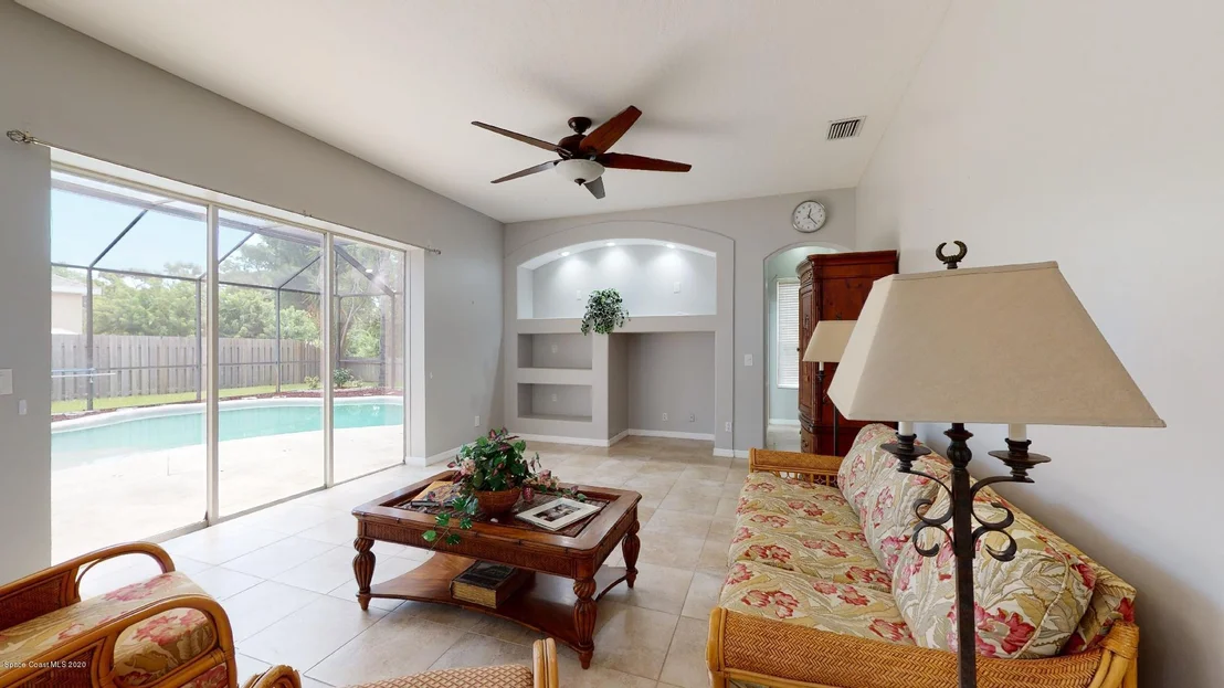 Photo of 5755 Newbury Circle