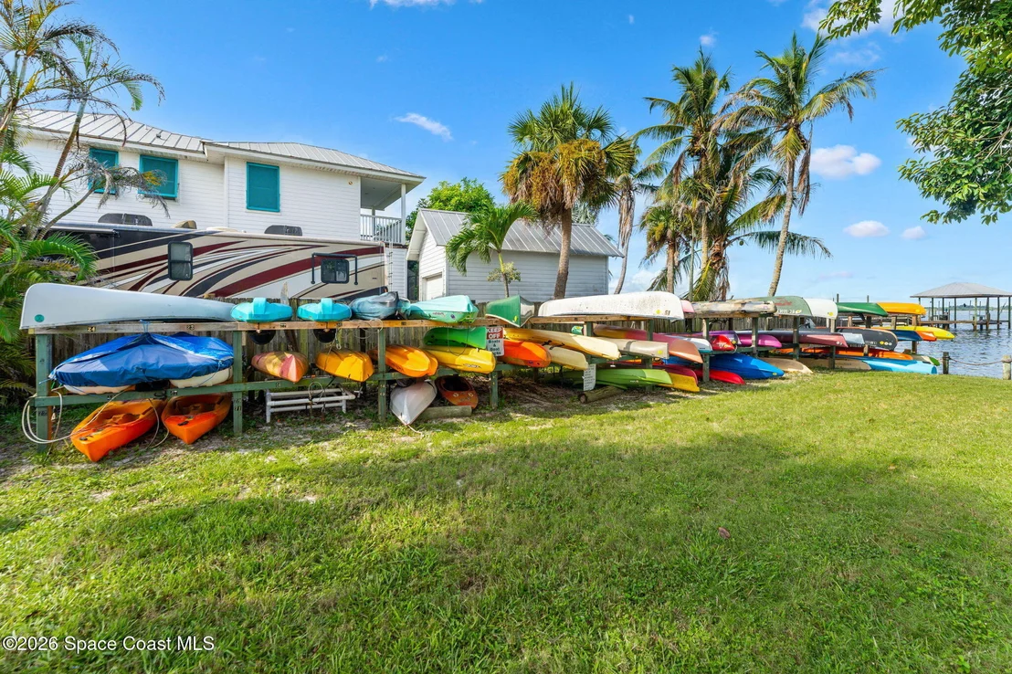 Photo of 220 Cardinal Drive
