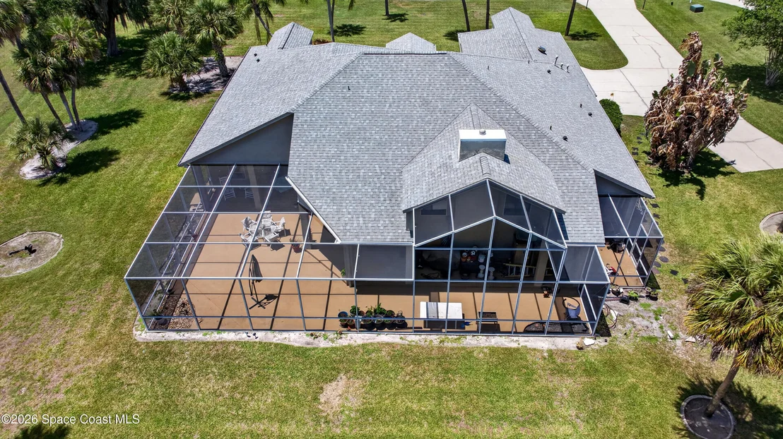 Photo of 900 Bluegrass Lane