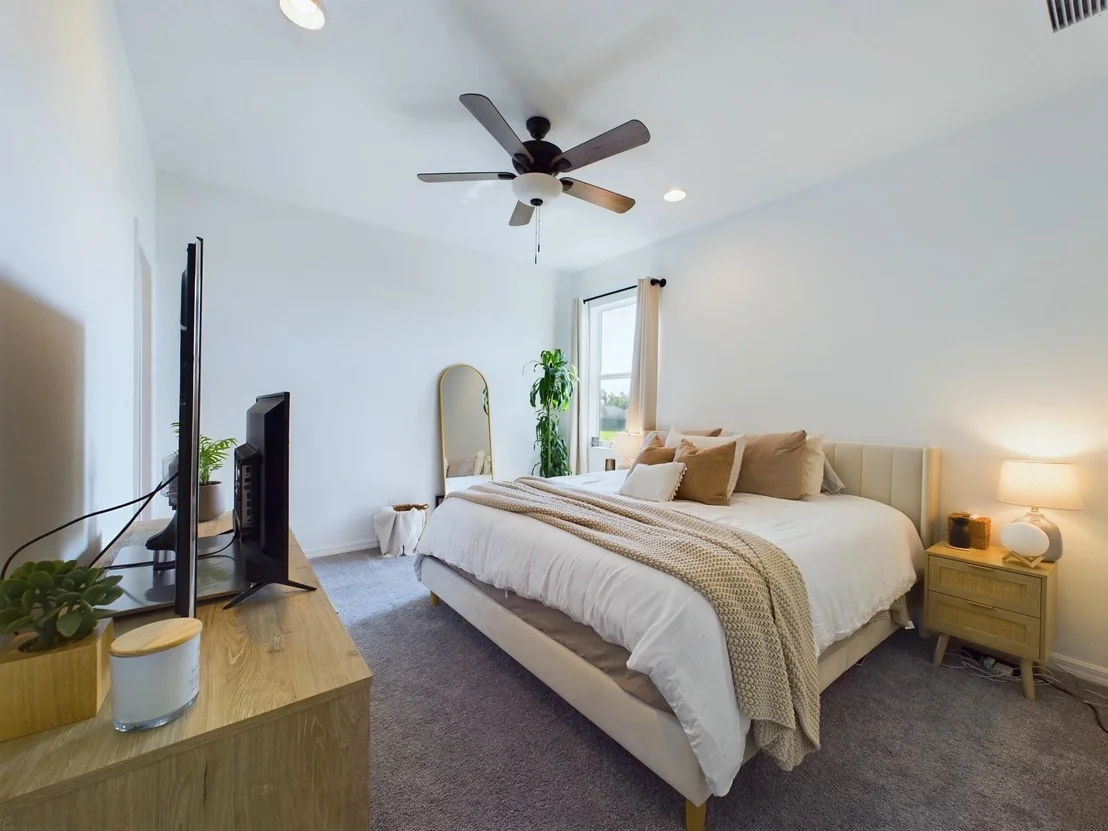Photo of 8020 Lucent Court