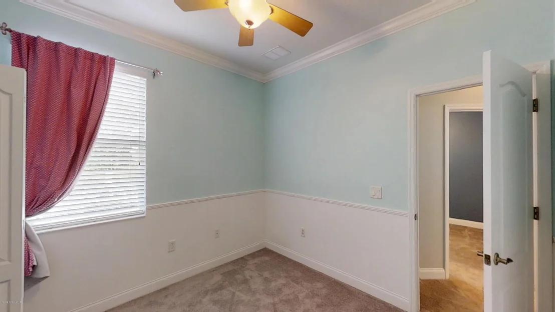 Photo of 662 Waterside Circle