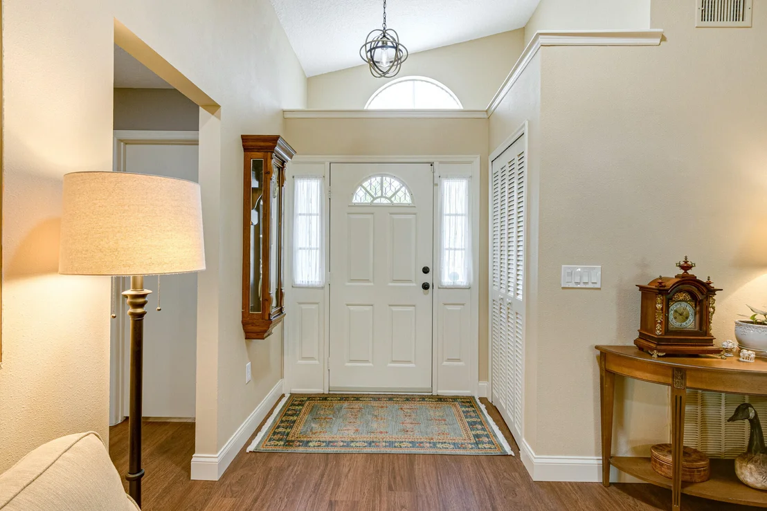 Photo of 945 S Fork Circle