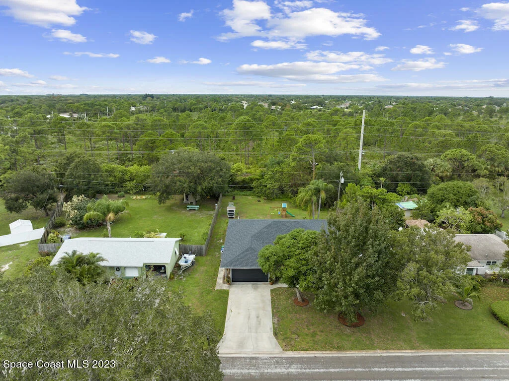 Photo of 121 Harris Drive